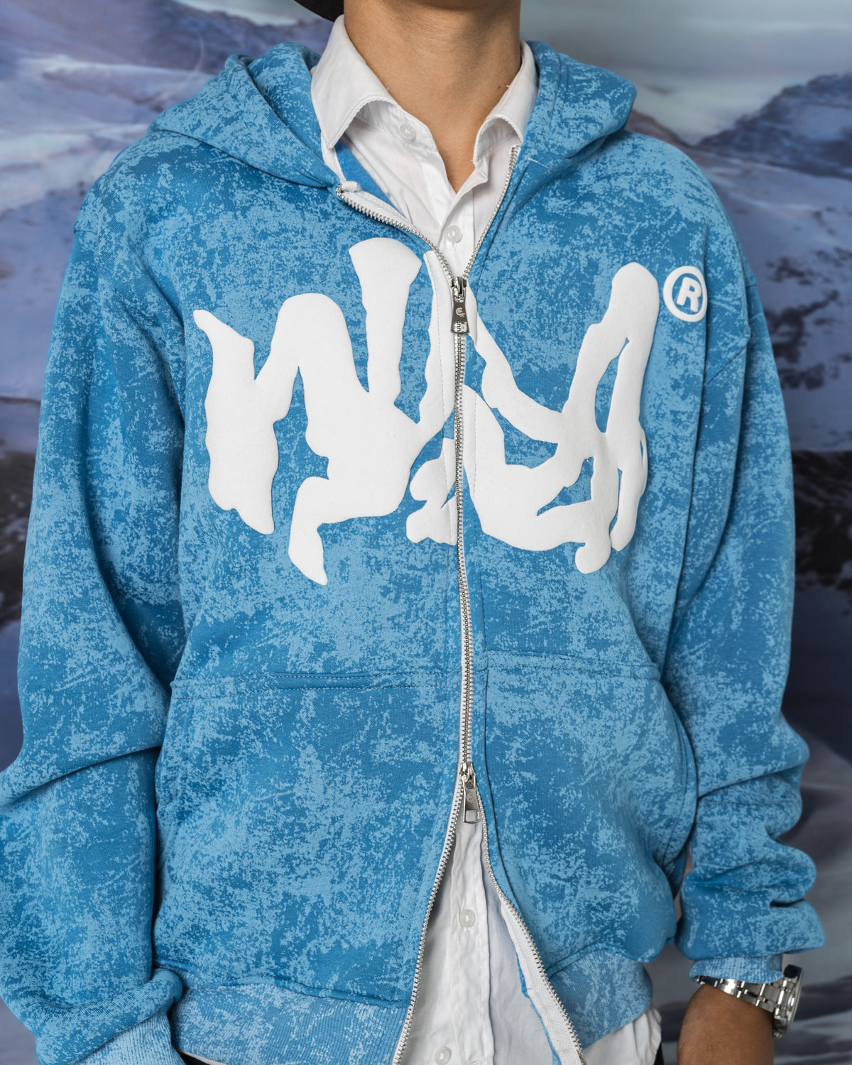aura zipup blue